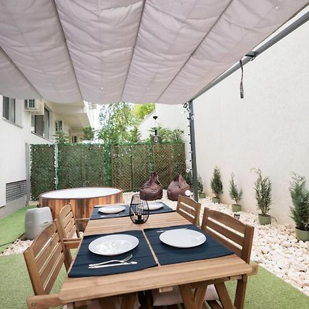 Downtown Hidden Garden With Jacuzzi In Bucharest Appartement Buitenkant foto